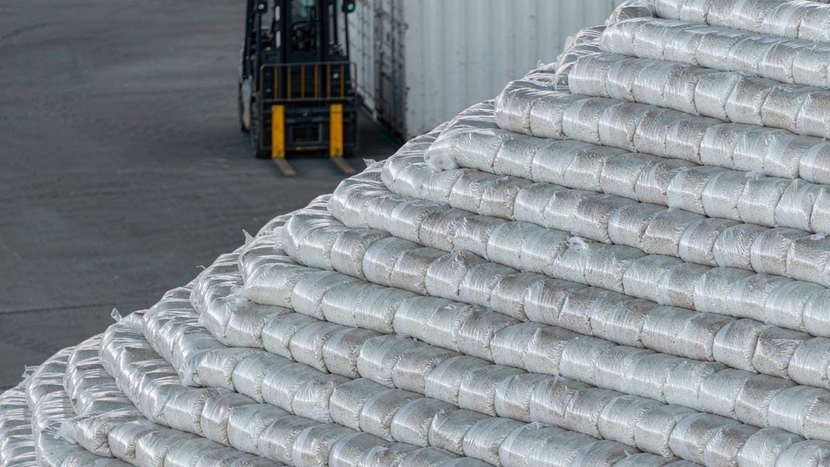 Coupling agent raw material supply and price volatility